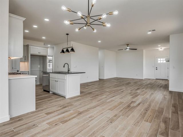 10621 SW 18th Street, Yukon, OK 73099