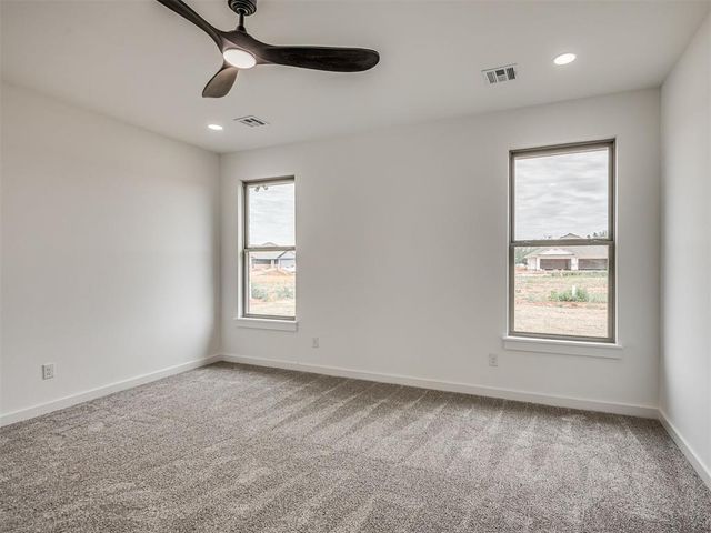 10621 SW 18th Street, Yukon, OK 73099