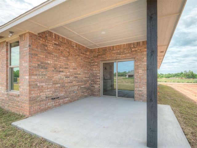 10621 SW 18th Street, Yukon, OK 73099