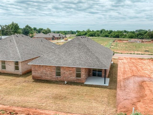 10621 SW 18th Street, Yukon, OK 73099