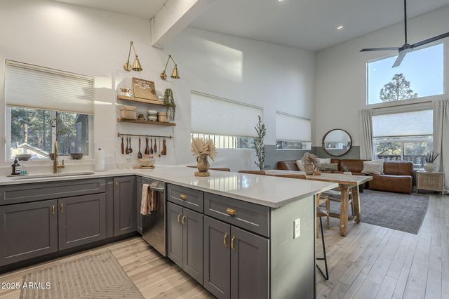 763 COMANCHE Street, Flagstaff, AZ 86005