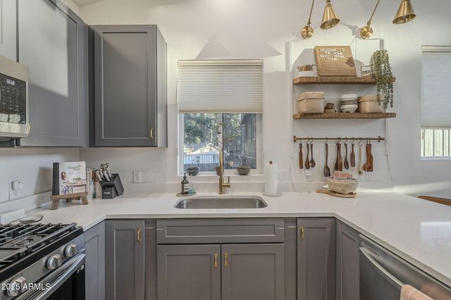 763 COMANCHE Street, Flagstaff, AZ 86005