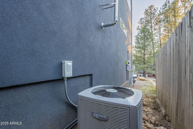 763 COMANCHE Street, Flagstaff, AZ 86005