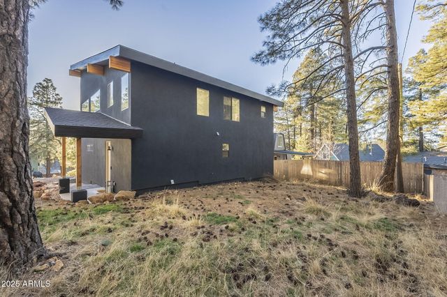 763 COMANCHE Street, Flagstaff, AZ 86005
