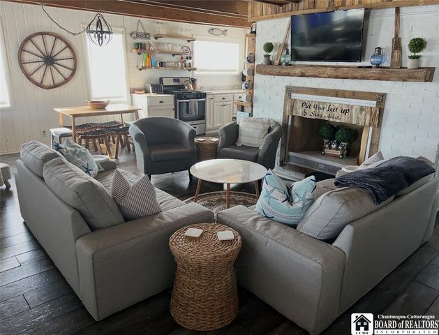 5892 Whitney Bay Road, Chautauqua, NY 14757