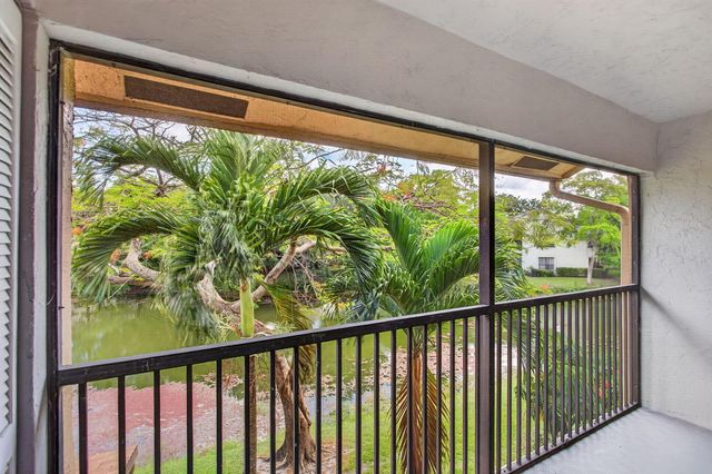3713 Cocoplum Circle 3545, Coconut Creek, FL 33063