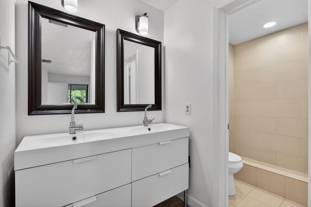 3713 Cocoplum Circle 3545, Coconut Creek, FL 33063
