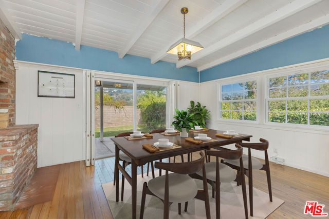 12146 Travis Street, Los Angeles, CA 90049