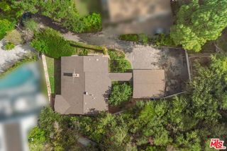 12146 Travis Street, Los Angeles, CA 90049