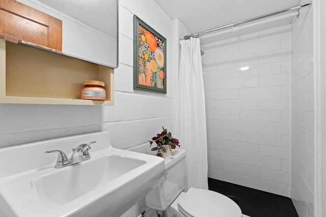 1605 8th Avenue NE, Rochester, MN 55906