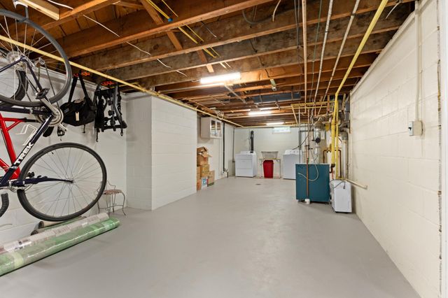 1605 8th Avenue NE, Rochester, MN 55906