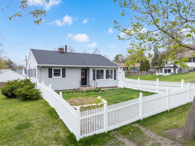 1605 8th Avenue NE, Rochester, MN 55906