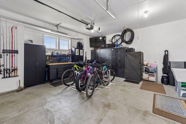 19702 Henning Avenue, Lakeville, MN 55044