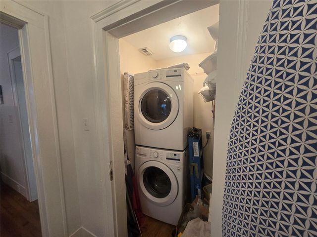 3409 Avenue L, Galveston, TX 77550