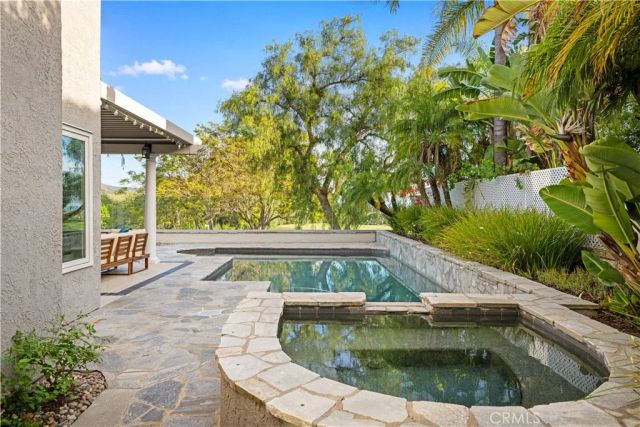 10 Skylark Way, Coto De Caza, CA 92679