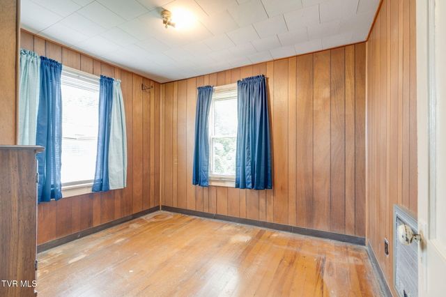 156 Kingsley Avenue, Kingsport, TN 37660