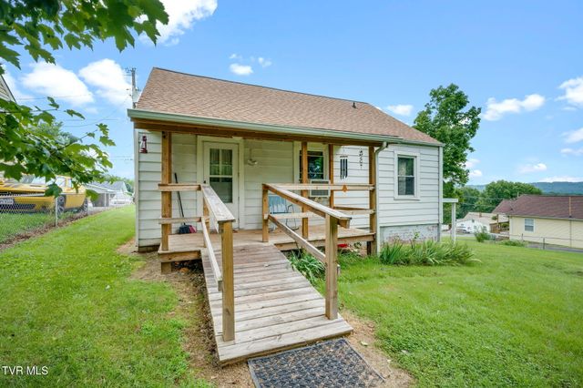 156 Kingsley Avenue, Kingsport, TN 37660