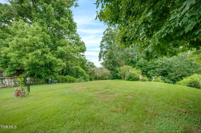156 Kingsley Avenue, Kingsport, TN 37660