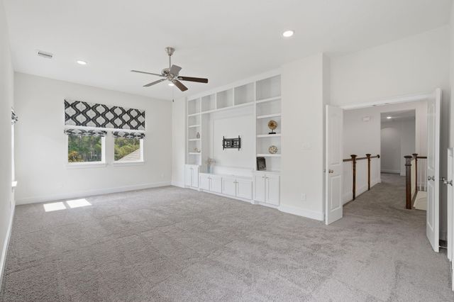 183 S Thatcher Bend Circle, Spring, TX 77389