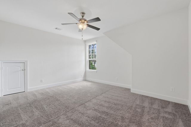 183 S Thatcher Bend Circle, Spring, TX 77389