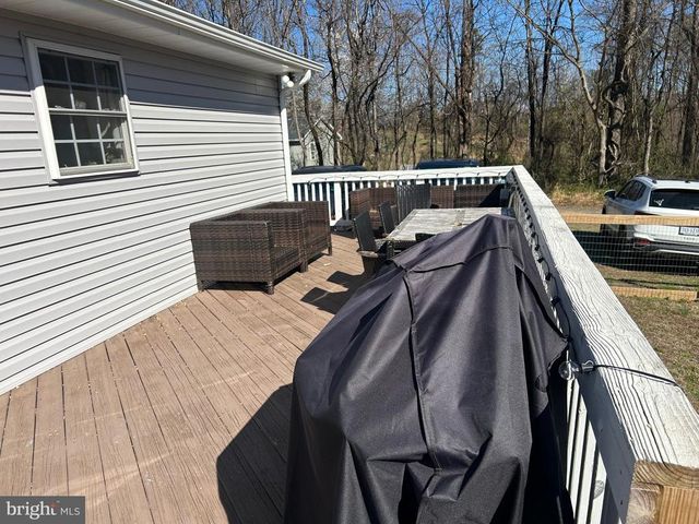 1300 CLATTERBUCK LN, Amissville, VA 20106