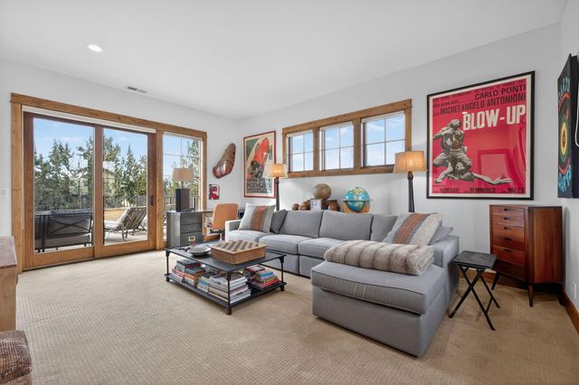 65653 Swallows Nest Lane, Bend, OR 97701