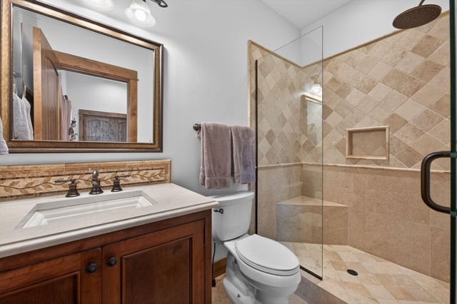 65653 Swallows Nest Lane, Bend, OR 97701