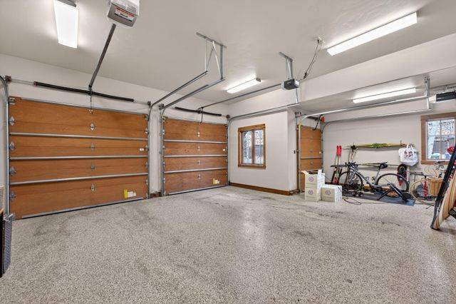 65653 Swallows Nest Lane, Bend, OR 97701