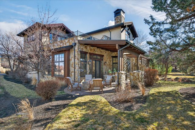 65653 Swallows Nest Lane, Bend, OR 97701