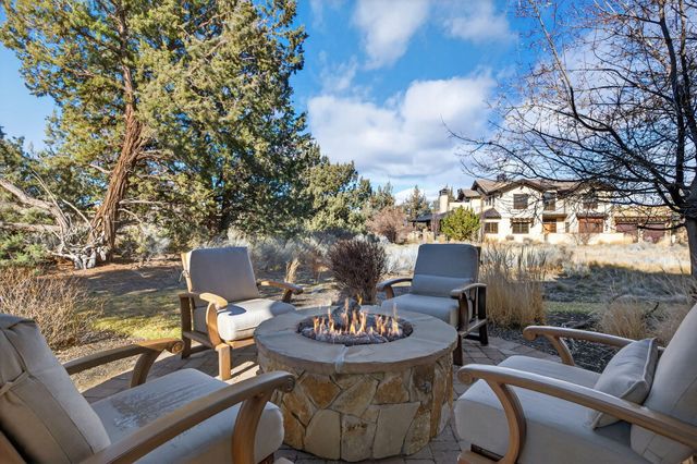 65653 Swallows Nest Lane, Bend, OR 97701