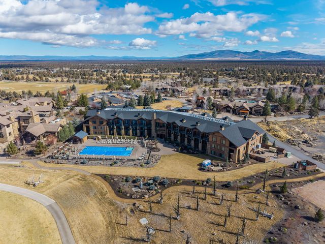 65653 Swallows Nest Lane, Bend, OR 97701