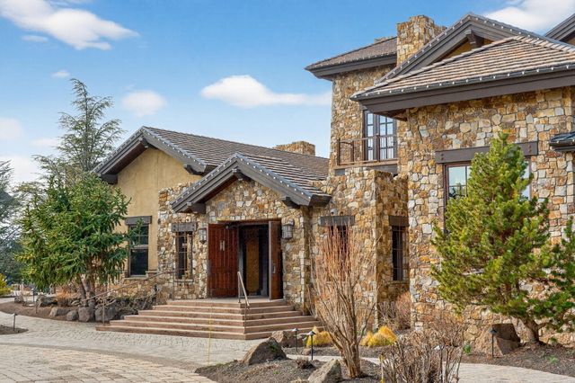 65653 Swallows Nest Lane, Bend, OR 97701