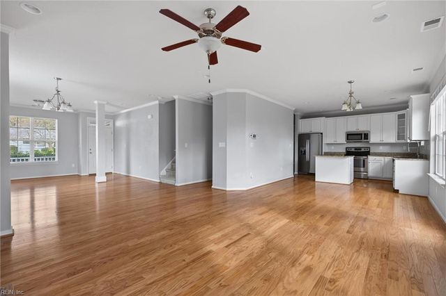 9404 Hickory ST, Norfolk, VA 23503