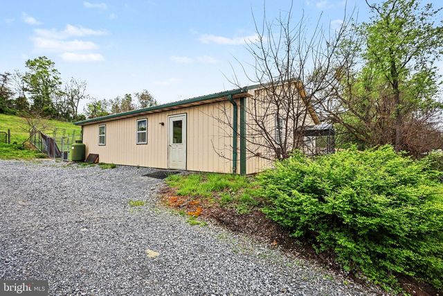 1346 BAIR RD, Bainbridge, PA 17502