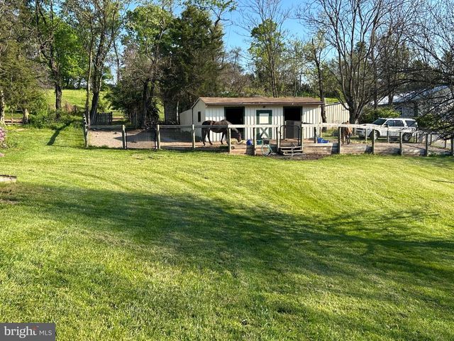 1346 BAIR RD, Bainbridge, PA 17502