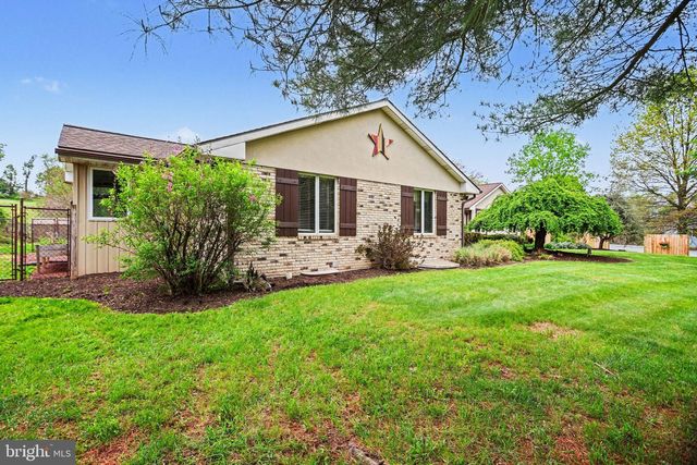 1346 BAIR RD, Bainbridge, PA 17502