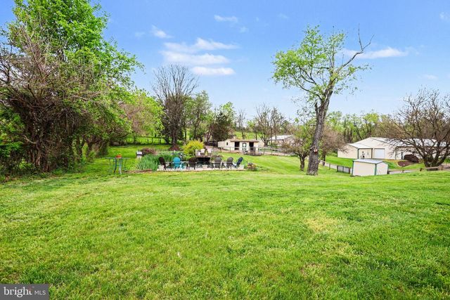 1346 BAIR RD, Bainbridge, PA 17502