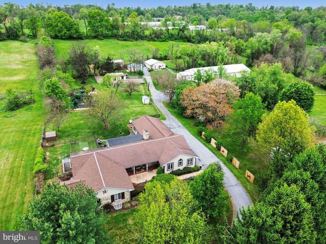 1346 BAIR RD, Bainbridge, PA 17502
