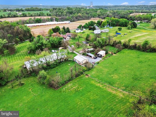 1346 BAIR RD, Bainbridge, PA 17502