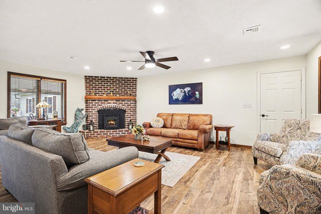 1346 BAIR RD, Bainbridge, PA 17502