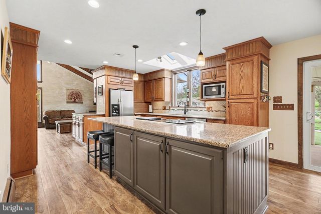 1346 BAIR RD, Bainbridge, PA 17502
