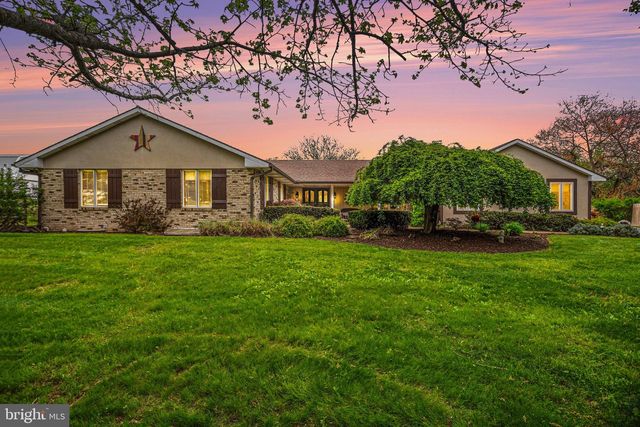 1346 BAIR RD, Bainbridge, PA 17502