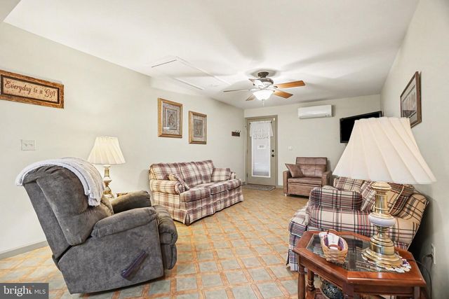 1346 BAIR RD, Bainbridge, PA 17502