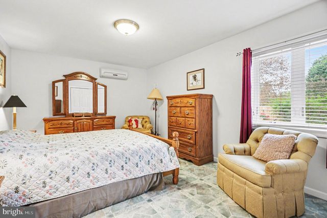 1346 BAIR RD, Bainbridge, PA 17502