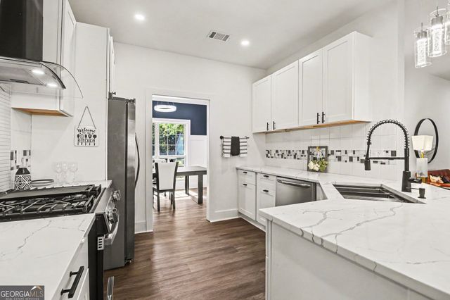 5259 Leecroft Drive, Buford, GA 30518