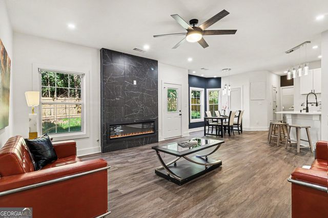5259 Leecroft Drive, Buford, GA 30518