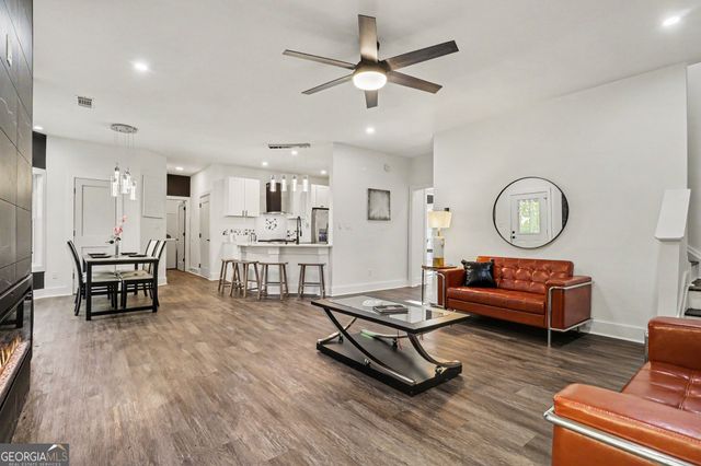 5259 Leecroft Drive, Buford, GA 30518