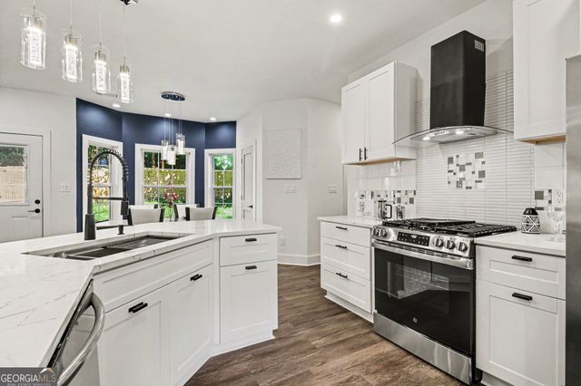 5259 Leecroft Drive, Buford, GA 30518