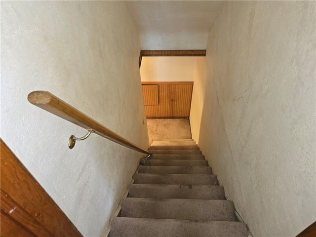 109 Webster Dr, Penn Hills, PA 15235