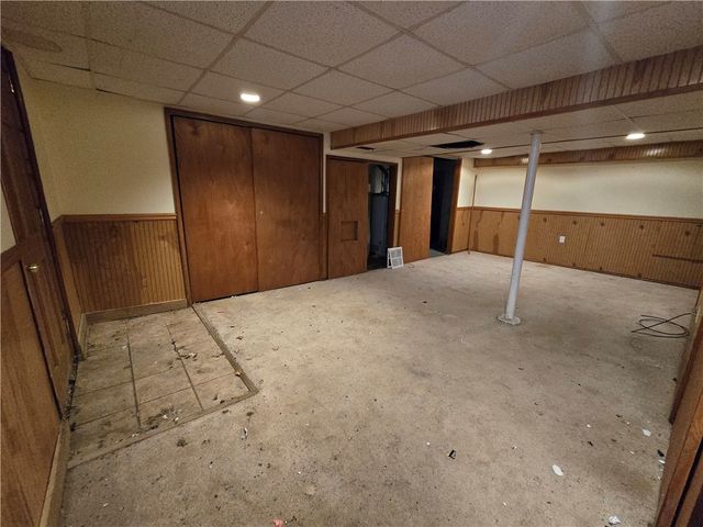 109 Webster Dr, Penn Hills, PA 15235